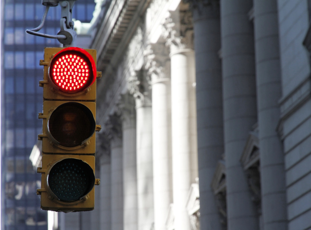 Florida cop gives himself ticket for jumping red light Hatke News