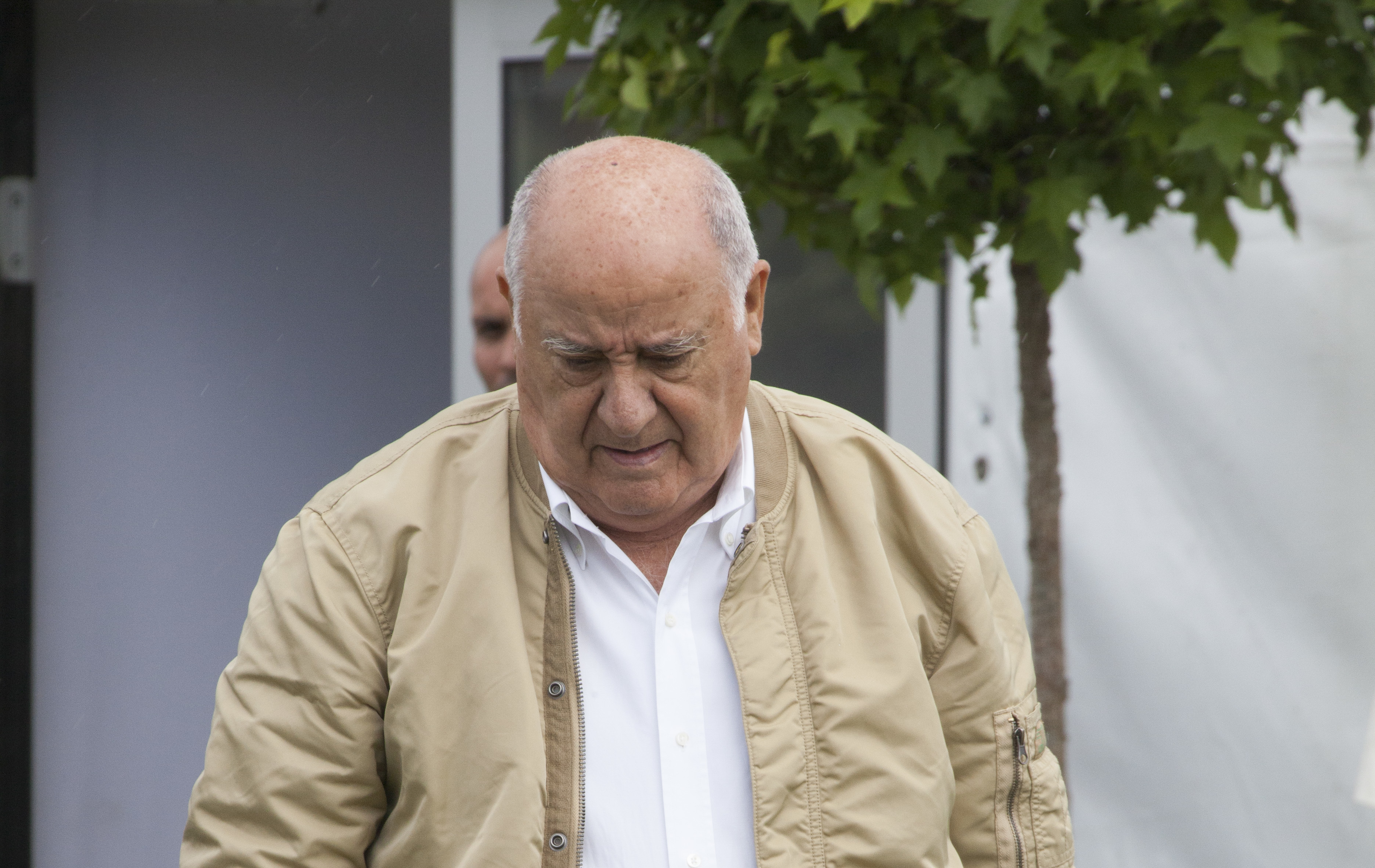 Zara founder dethrones Bill Gates as world’s richest | Business News