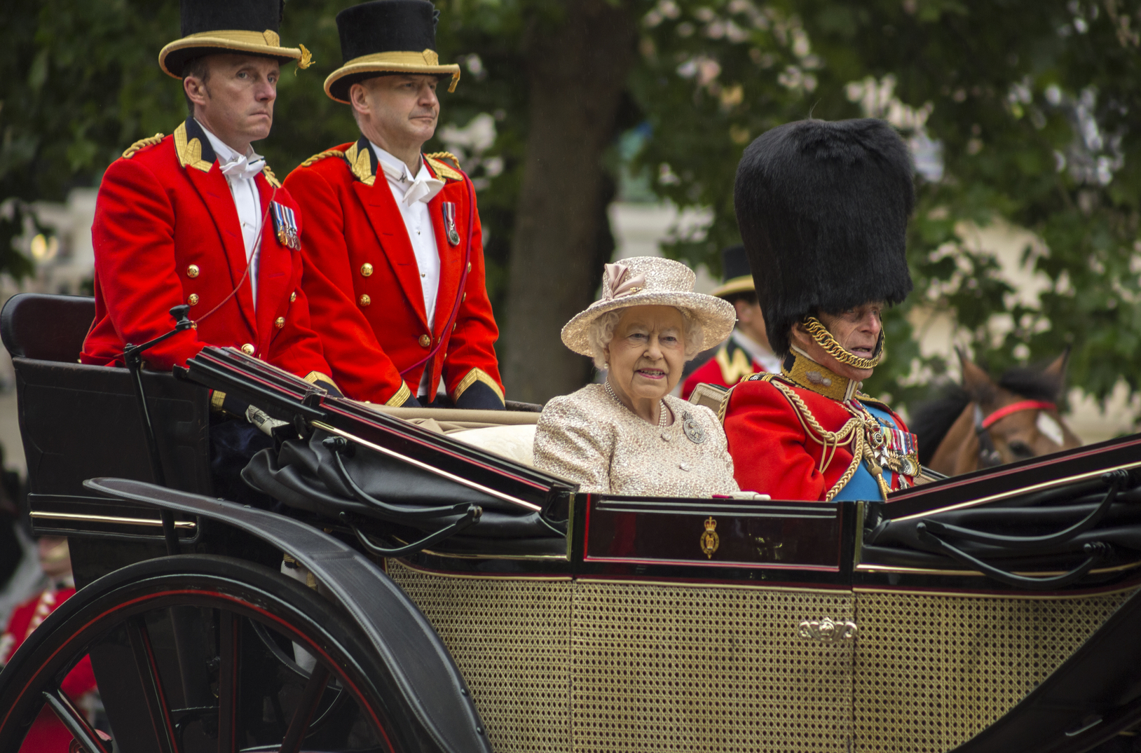 Video Explains Why The Queen Doesn t Need A Passport Video Explains Why The Queen Doesn t Need A Passport