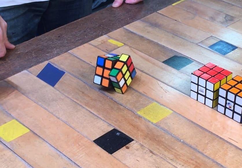 Video Shows 3d Printed Rubik S Cube Solving Itself In 1 Min