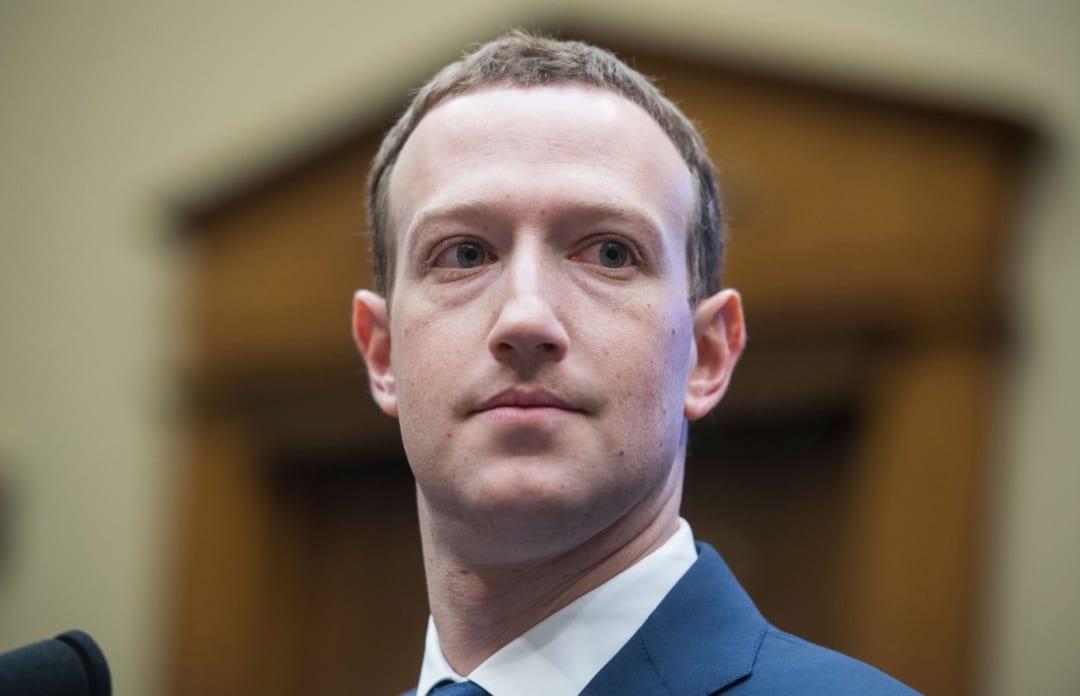 Not Planning To Step Down As Facebook Chairman Zuckerberg Business