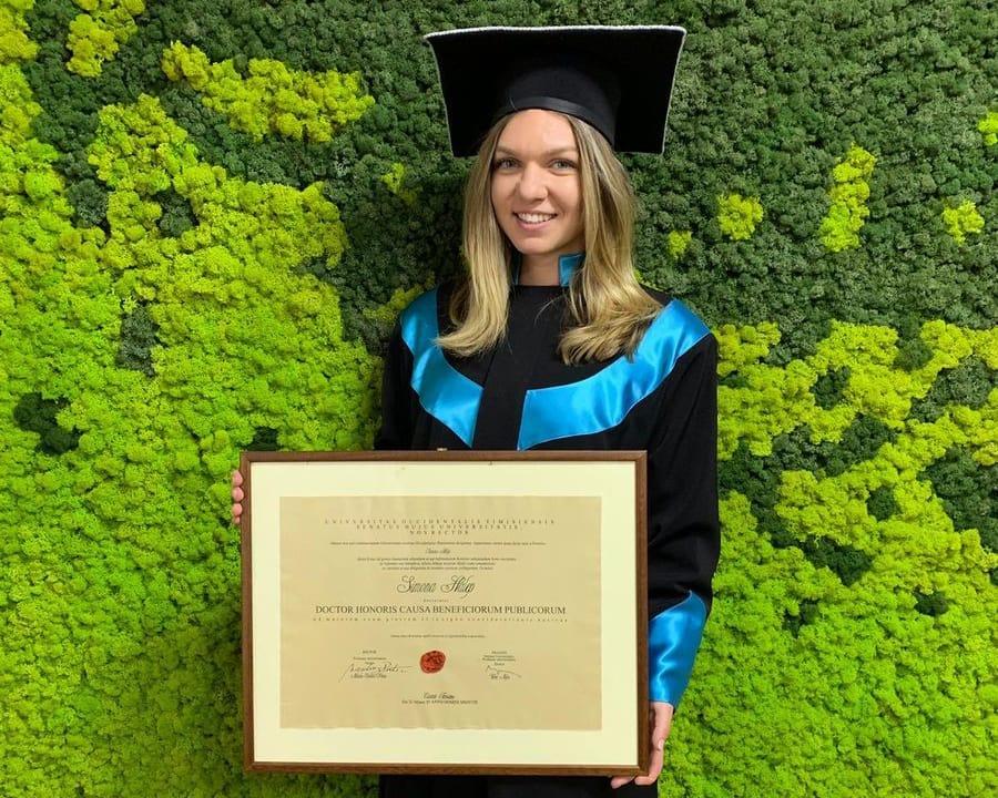 World number one tennis player given honorary doctorate Sports News